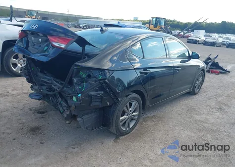 2017 Hyundai Elantra Value Edition z USA, uszkodzony, nr VIN 5NPD84LF0HH147015